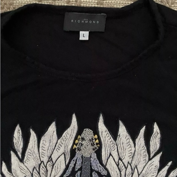 John Richmond “Junk Metal World Tour 1975” Embroidered Black Men’s T-shirt - Picture 2 of 6